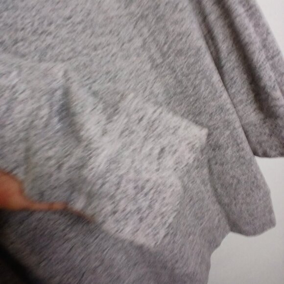 UGC CJ Banks Grey Long sleeved pullover with hood Size 3X - Picture 6 of 8